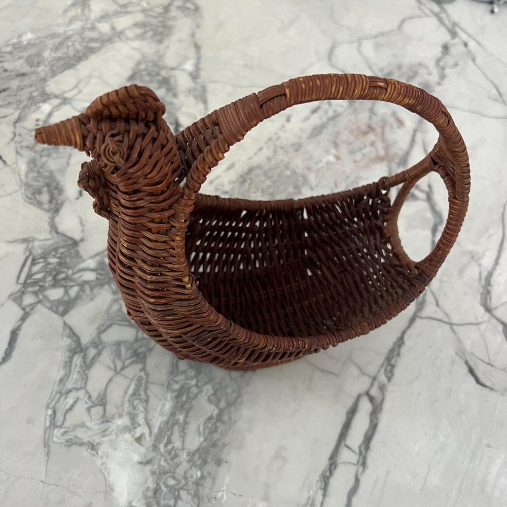 Vintage Round Chicken Woven Basket